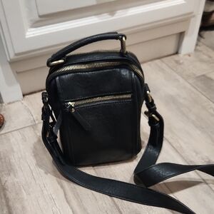 Antik Kraft Black Crossbody Bag with Adjustable Strap and Top Handle